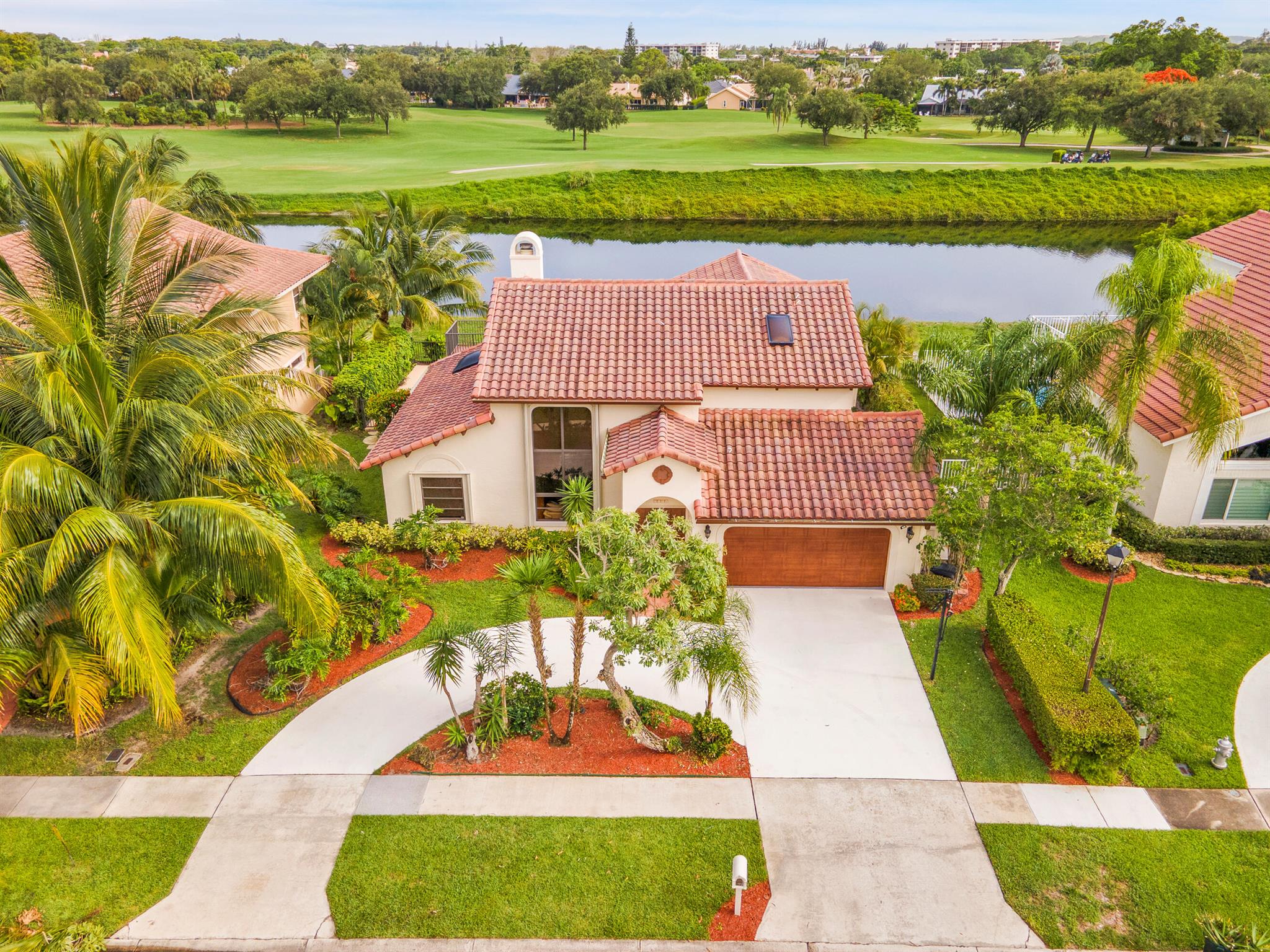 5898 Vista Linda Ln