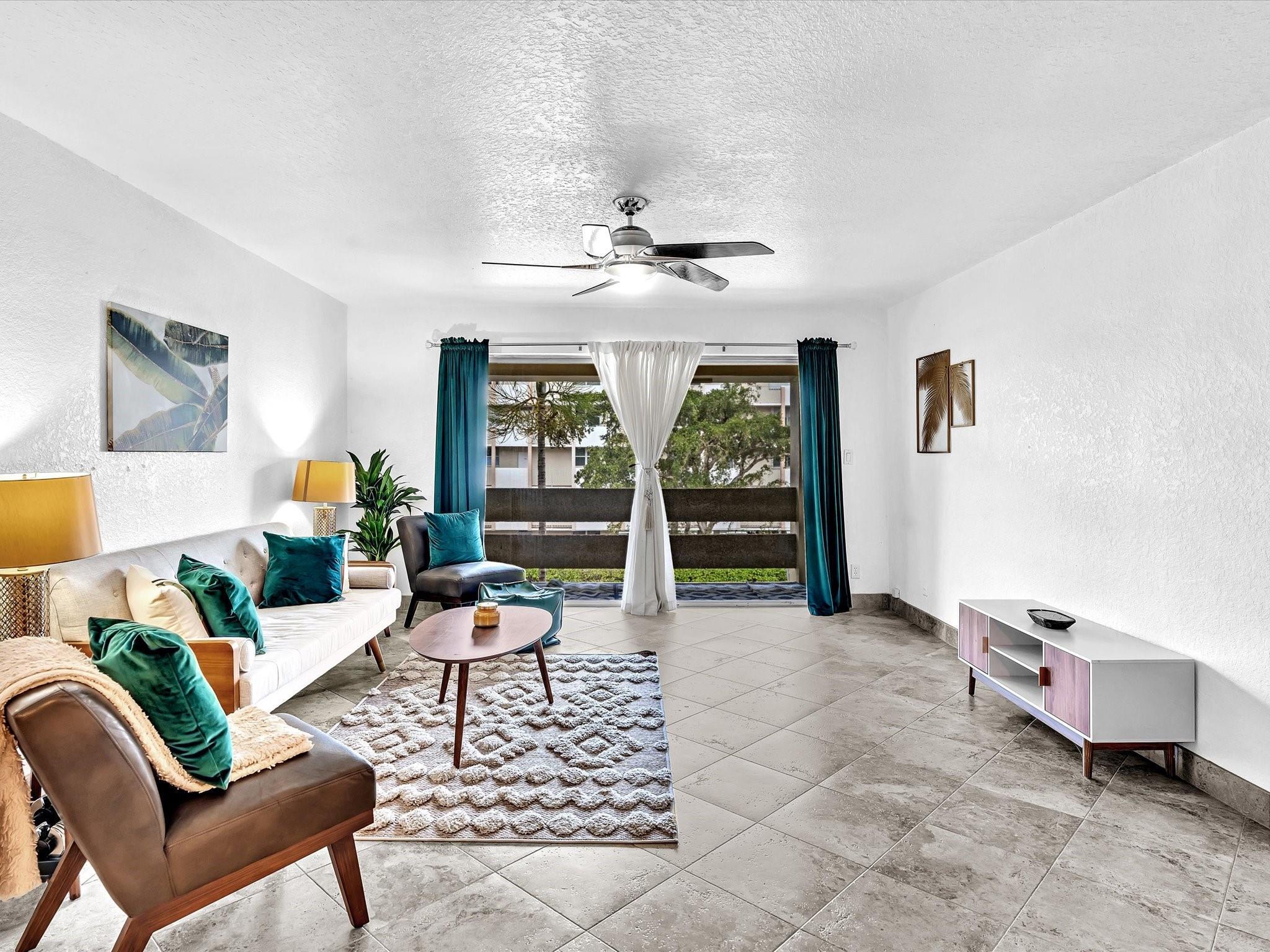 1700 SE 15th #304 Fort Lauderdale, FL 33316