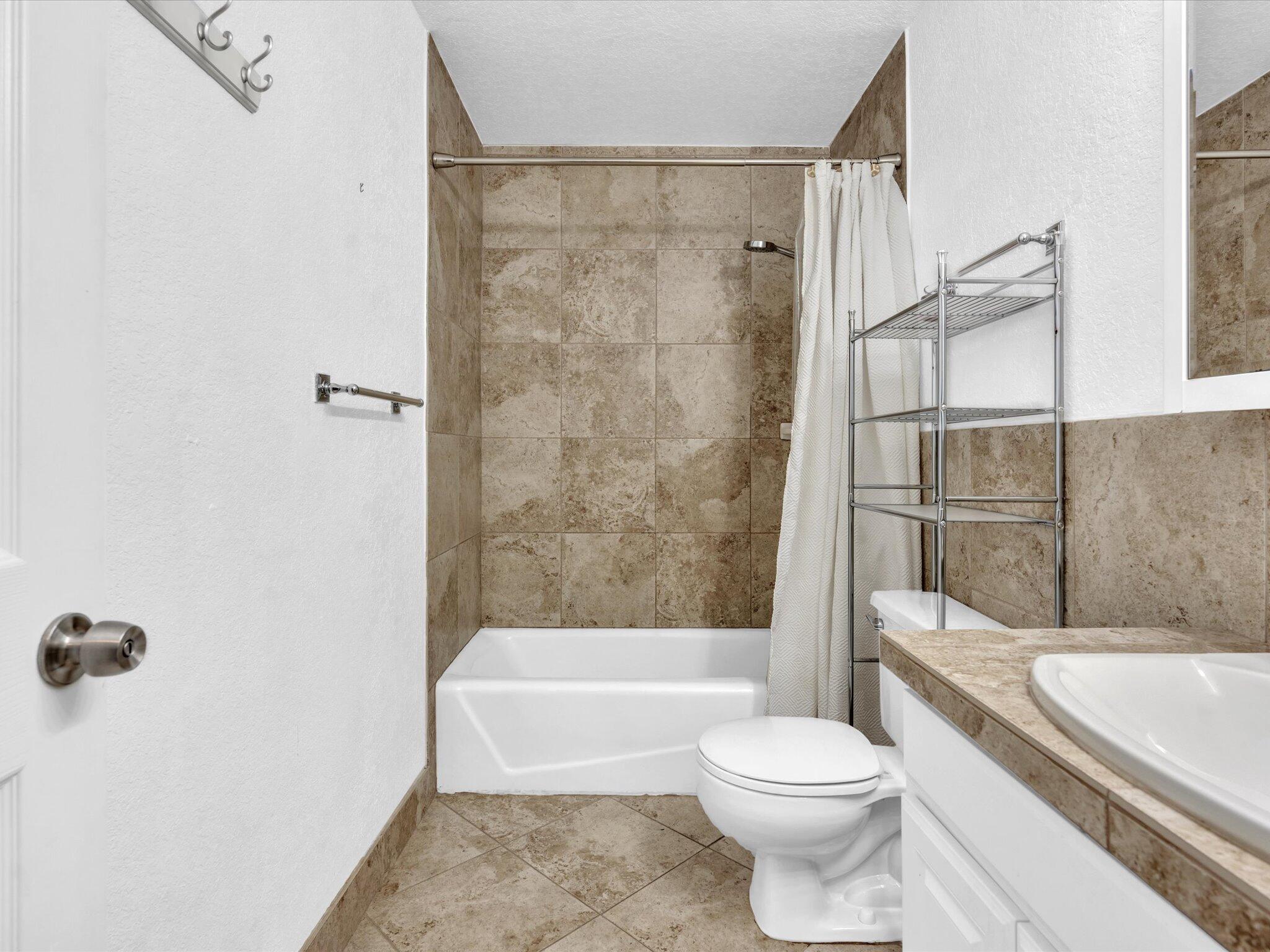 1700 SE 15th #304 Fort Lauderdale, FL 33316