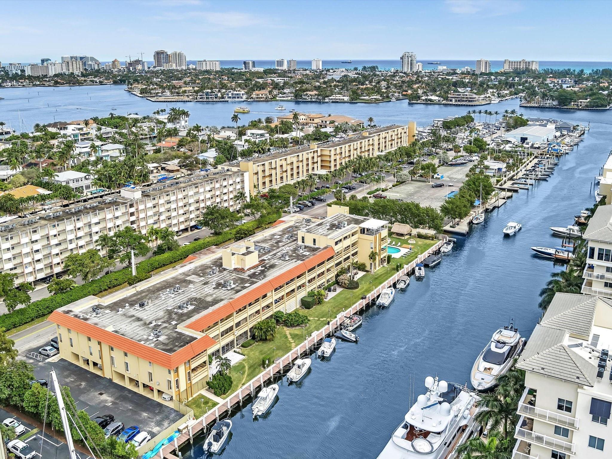 1700 SE 15th #304 Fort Lauderdale, FL 33316