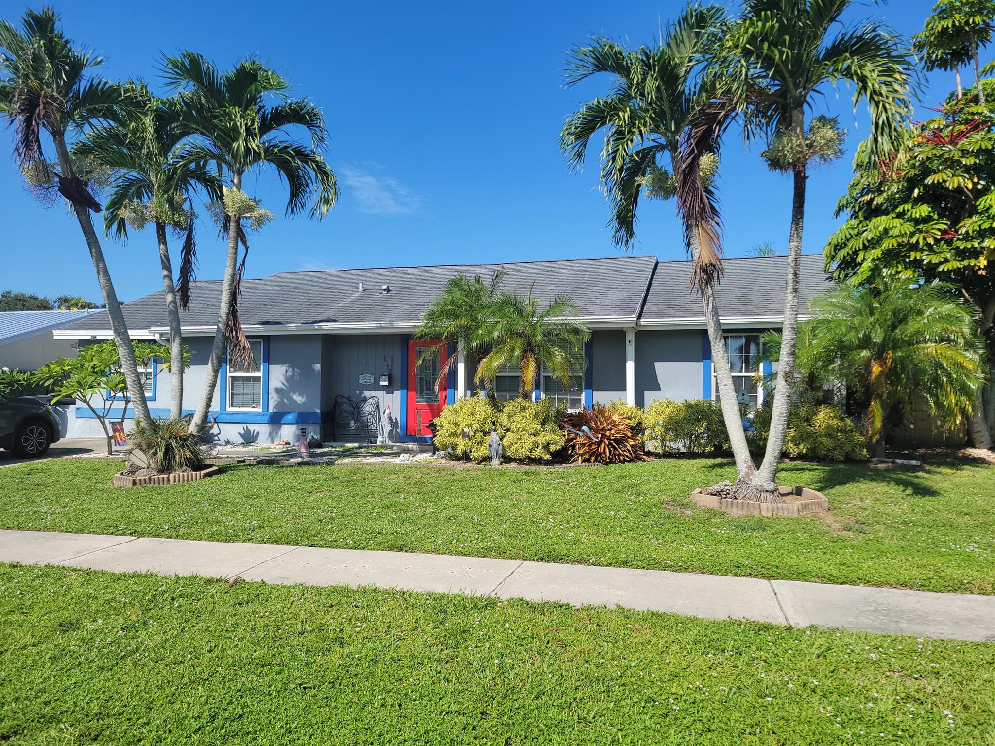 8055 Rose Marie Cir