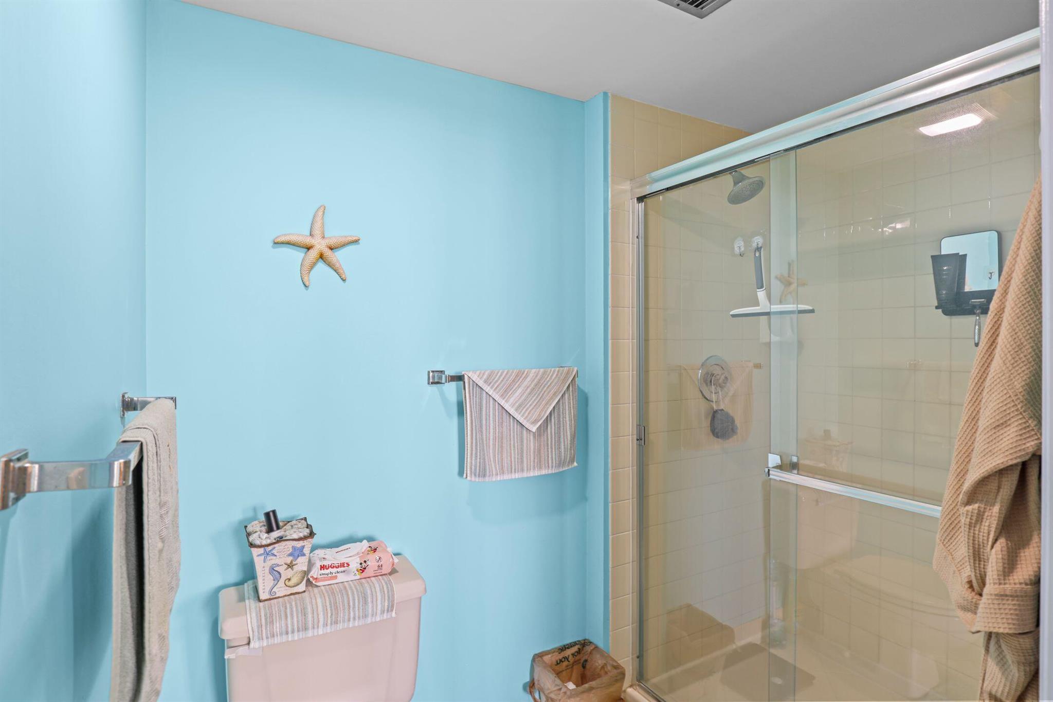 101 S Seas Dr #202 Jupiter, FL 33477