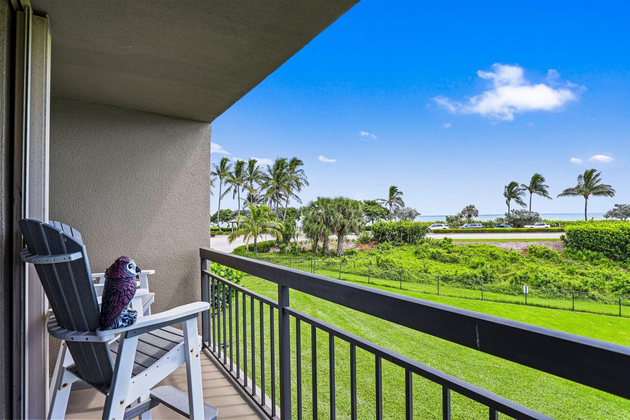 101 S Seas Dr #202 Jupiter, FL 33477