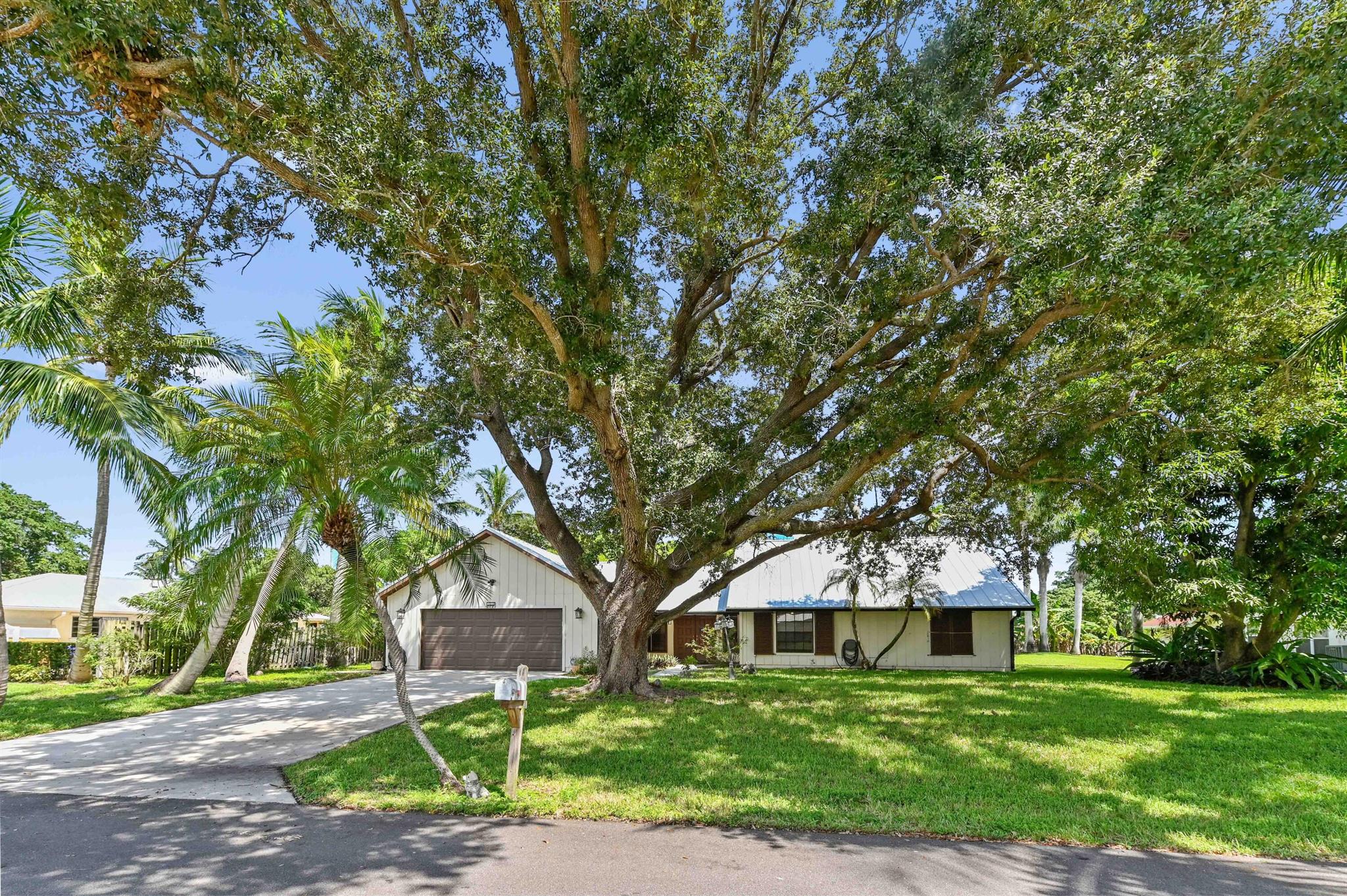 9227 SE Gettysburg Ct