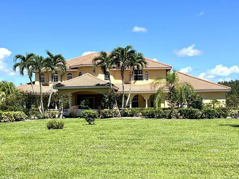 14983 Draft Horse Ln
