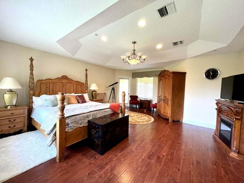14983 Draft Horse Ln Wellington, FL 33414 14983 Draft Horse Ln Wellington, FL 33414