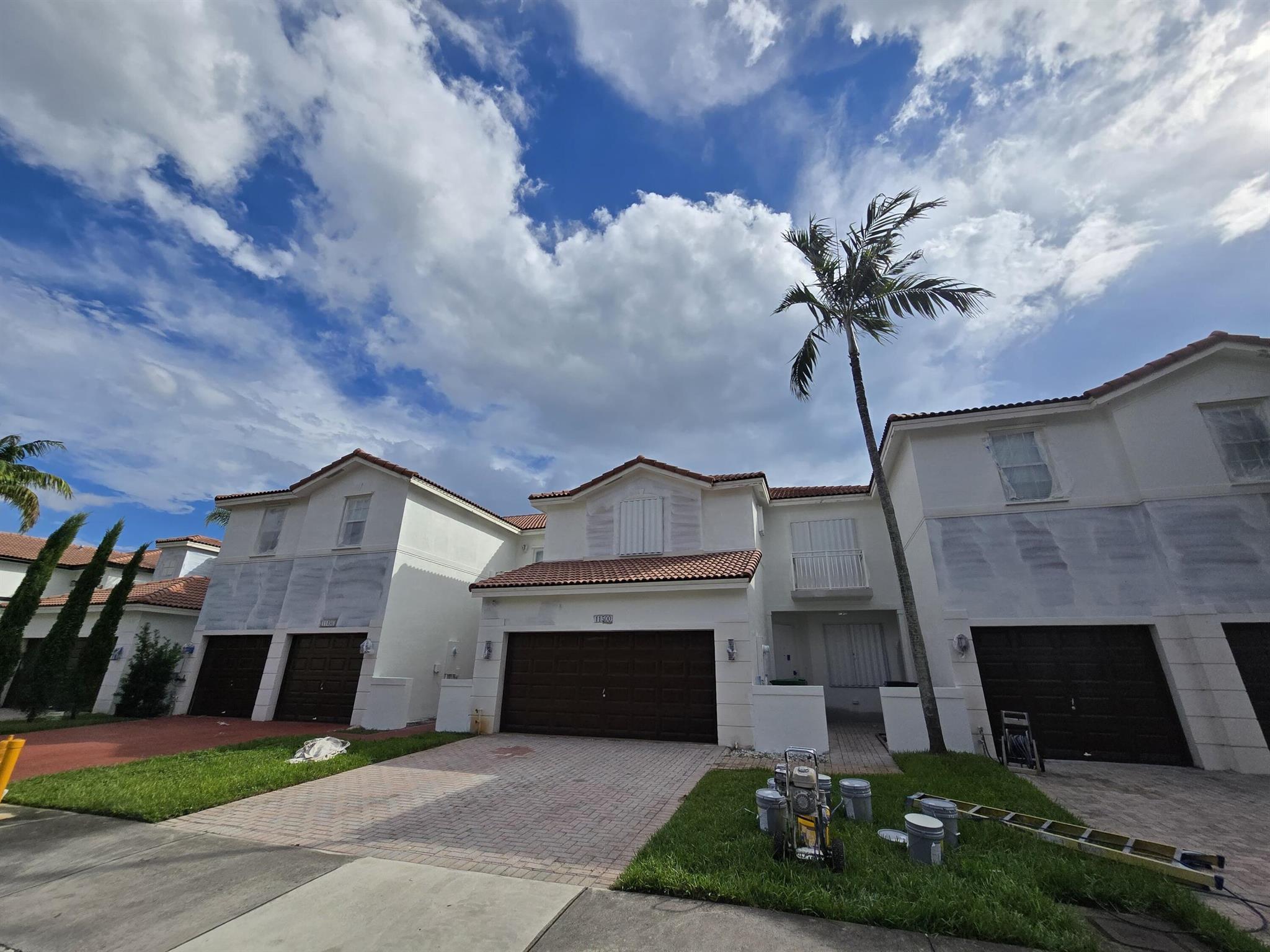 11500 NW 79th Ln