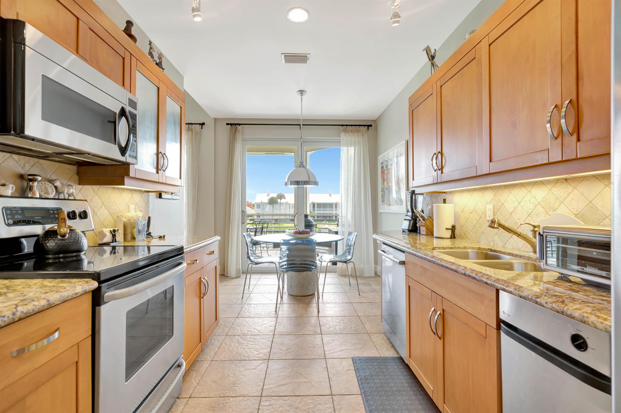 372 Spyglass Way Jupiter, FL 33477