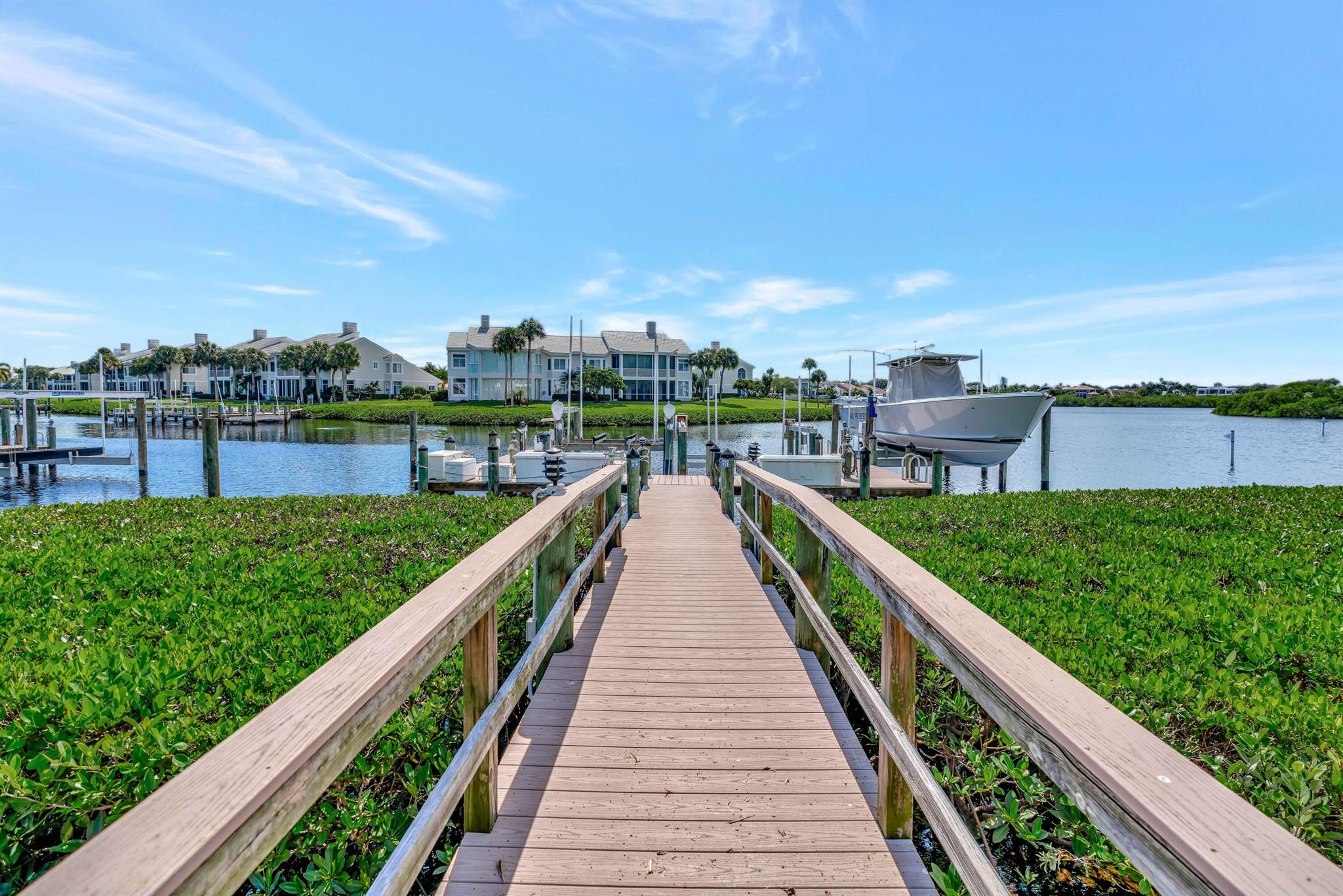 372 Spyglass Way Jupiter, FL 33477