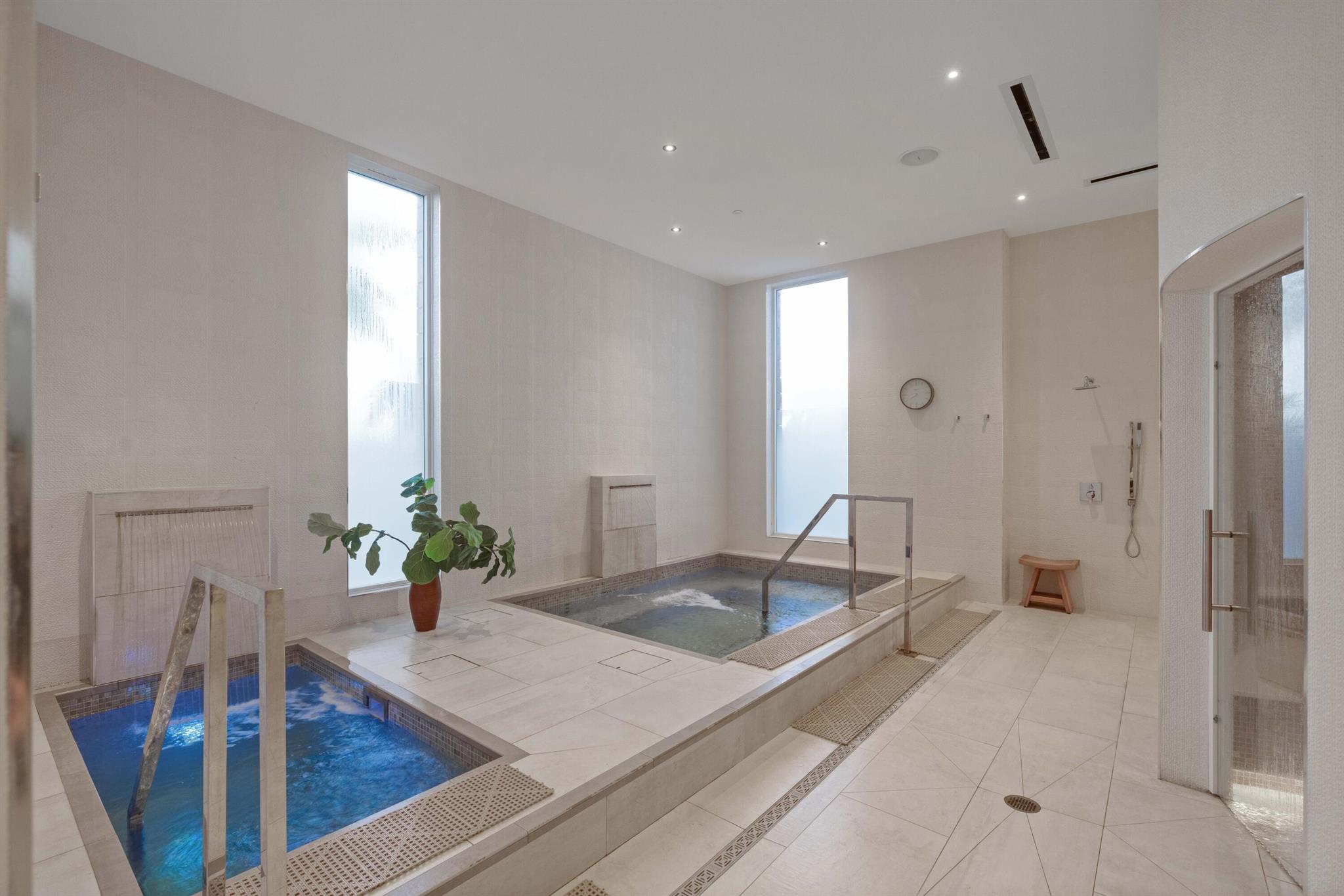 372 Spyglass Way Jupiter, FL 33477