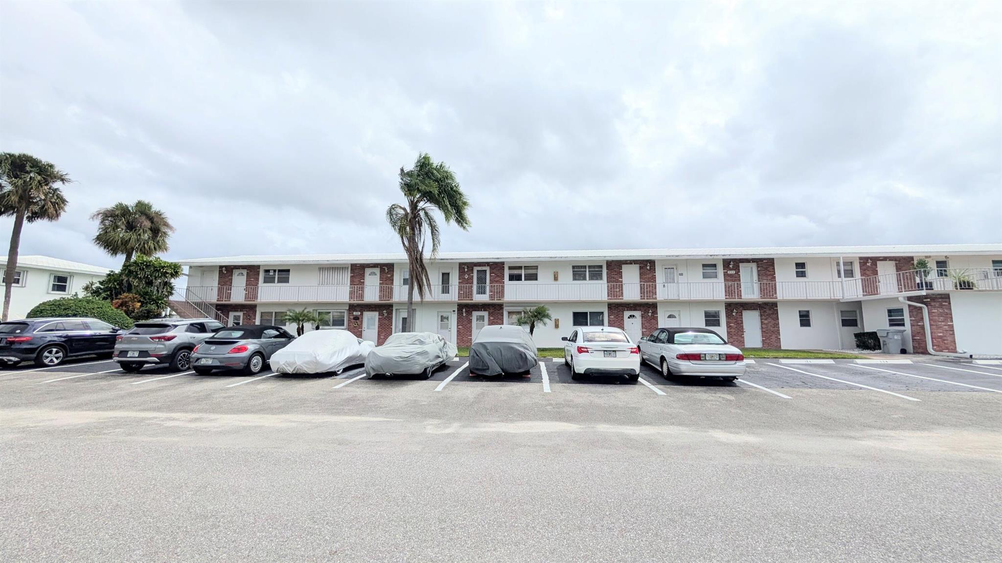 2800 W Golf Blvd #219