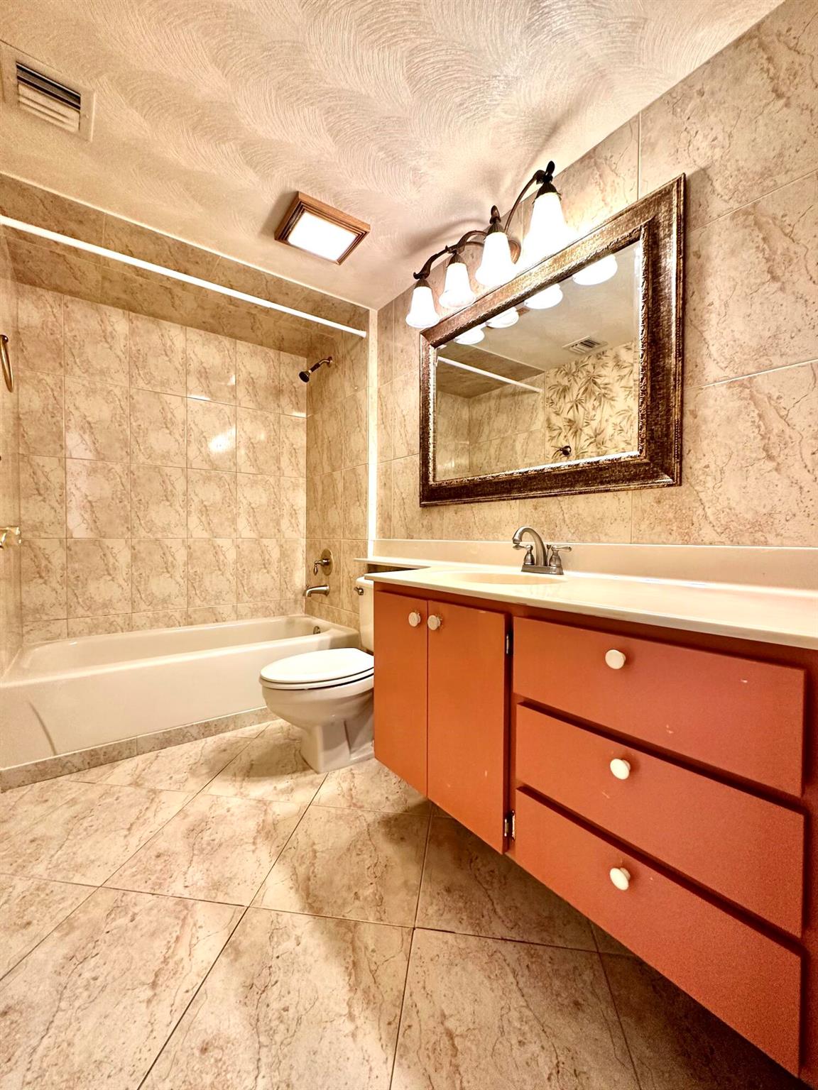 1501 Marina Isle Way #205 Jupiter, FL 33477