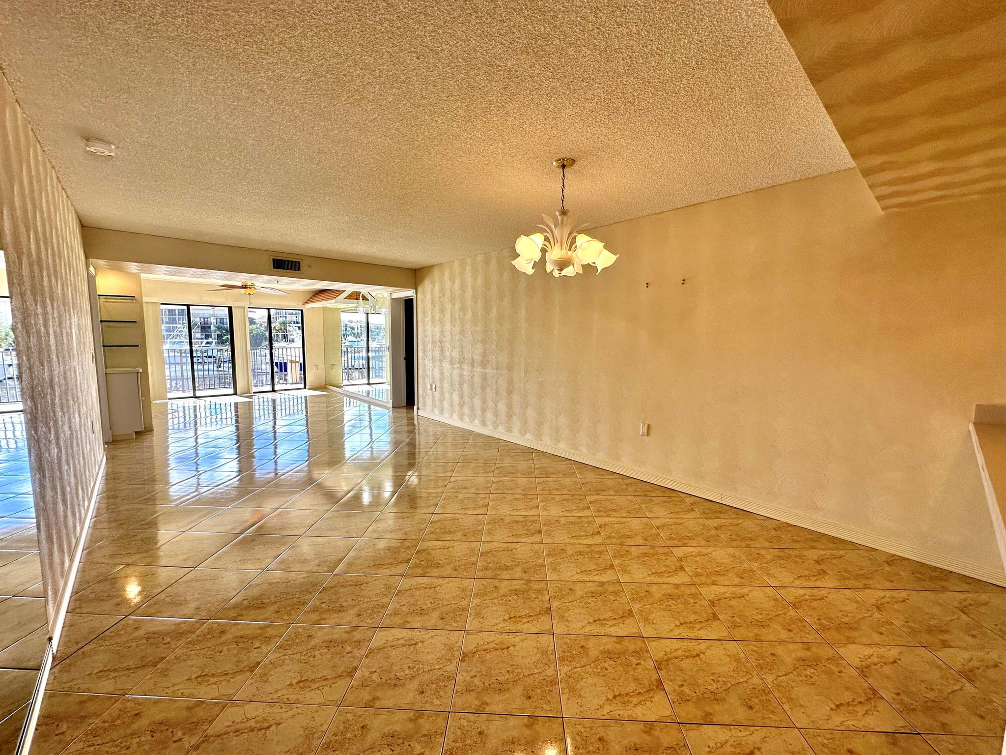 1501 Marina Isle Way #205 Jupiter, FL 33477