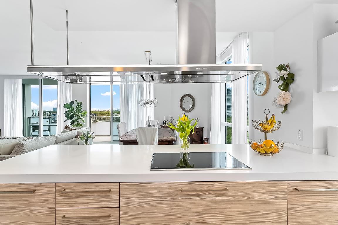 image Marina Palms Residences South Condo5