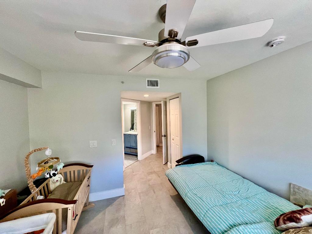 2033 SE 10th Ave #620 Fort Lauderdale, FL 33316