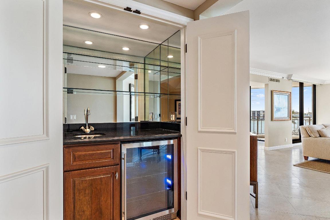 19850 Beach #3d Jupiter, FL 33469