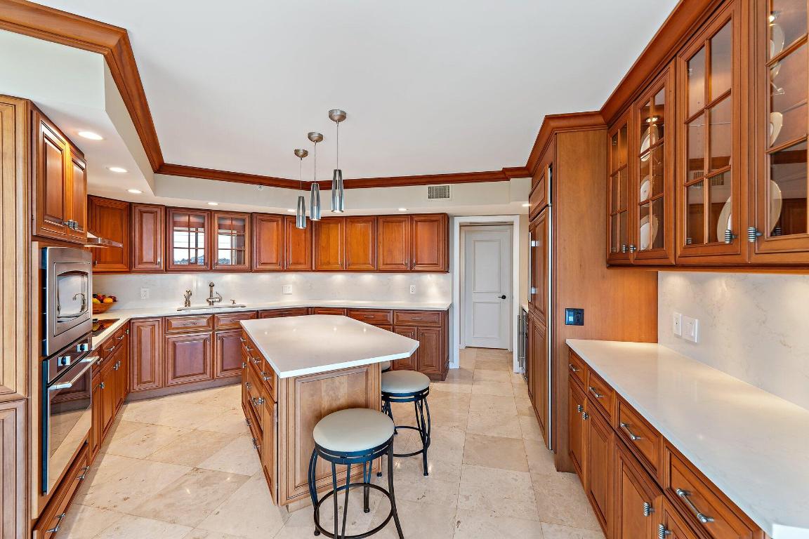 19850 Beach #3d Jupiter, FL 33469