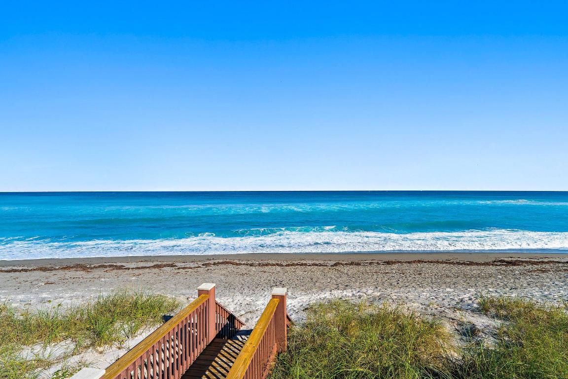 19850 Beach #3d Jupiter, FL 33469