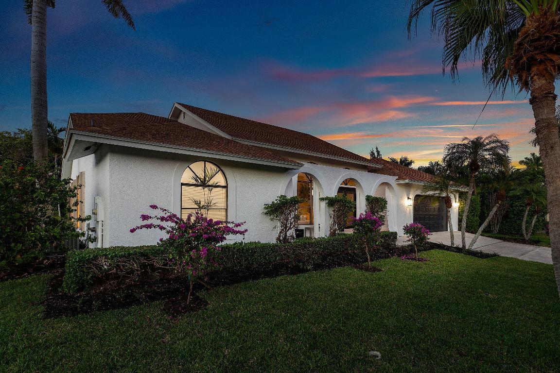 48 Harbour Ocean Ridge, FL 33435