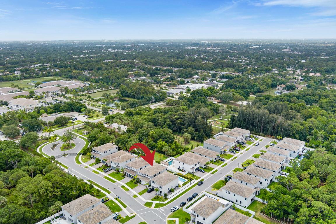 7102 Rockwood Jupiter, FL 33458