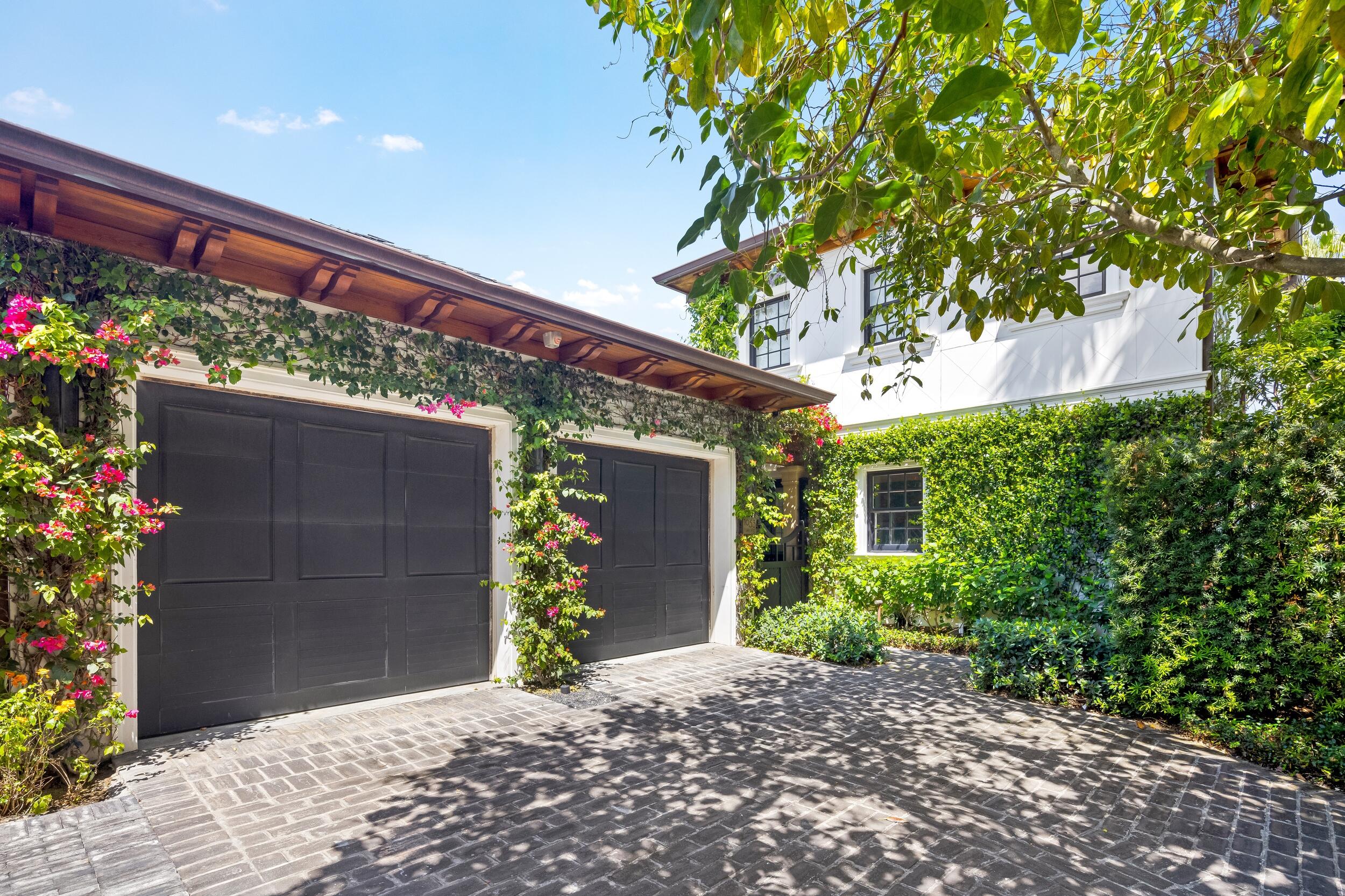 1053 N Lake Palm Beach, FL 33480
