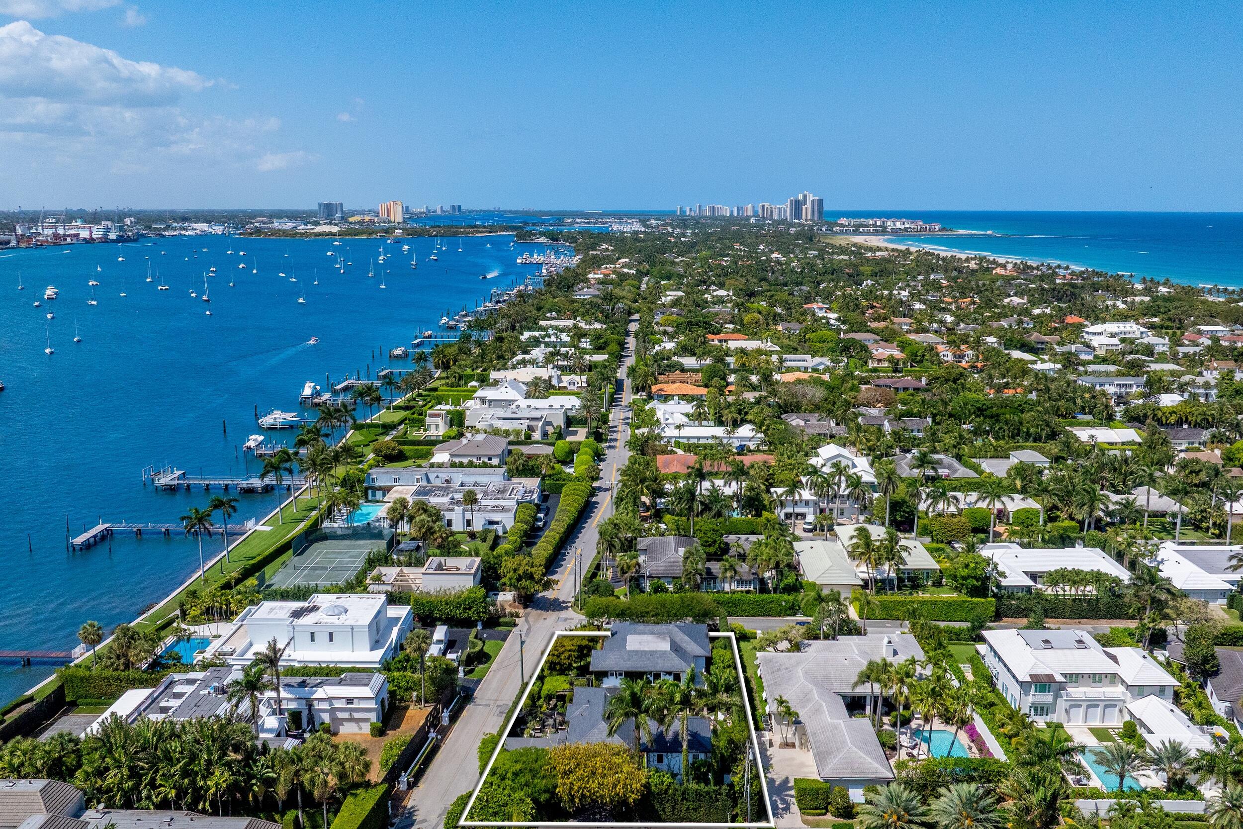 1053 N Lake Palm Beach, FL 33480