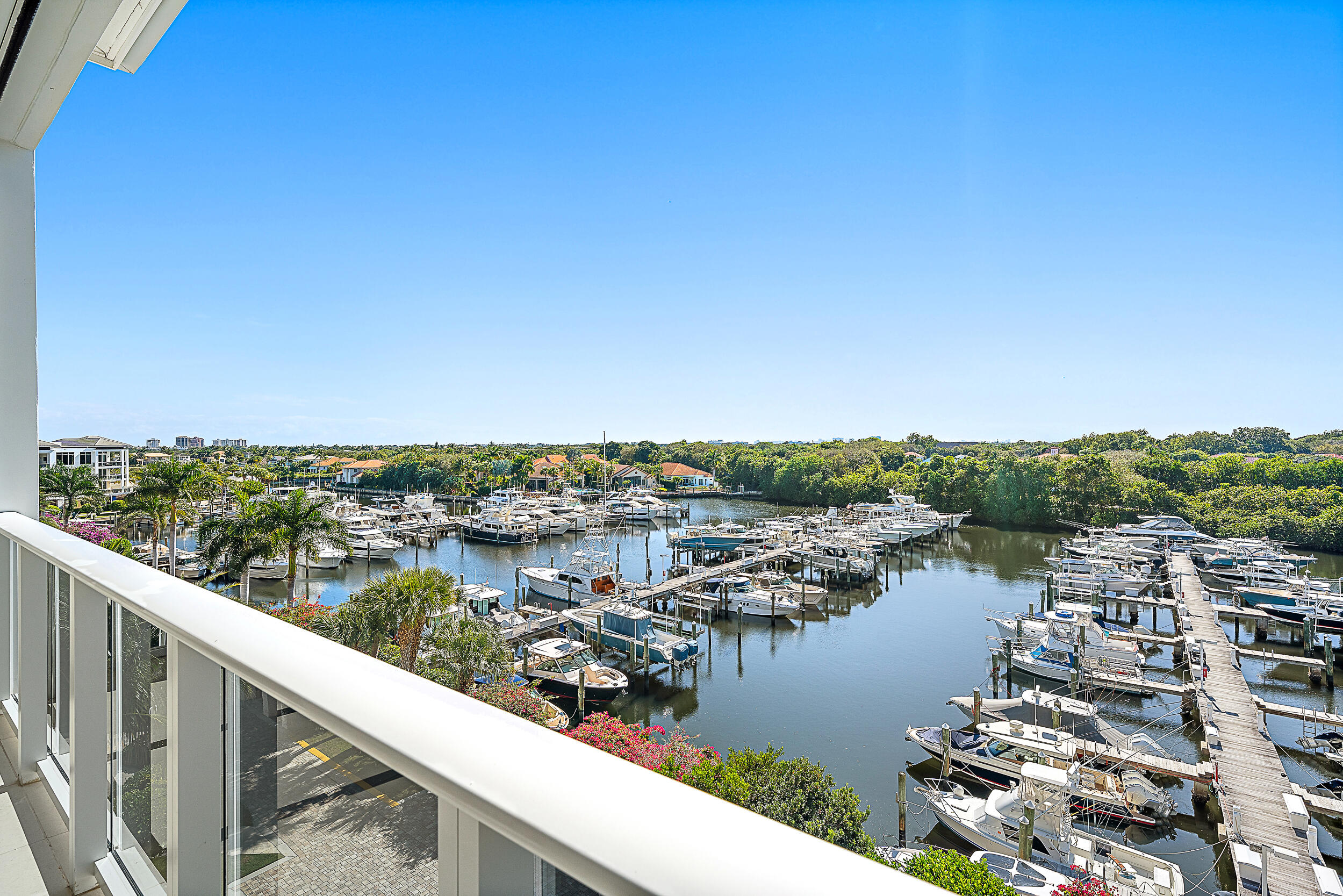 2720 Donald Ross #505