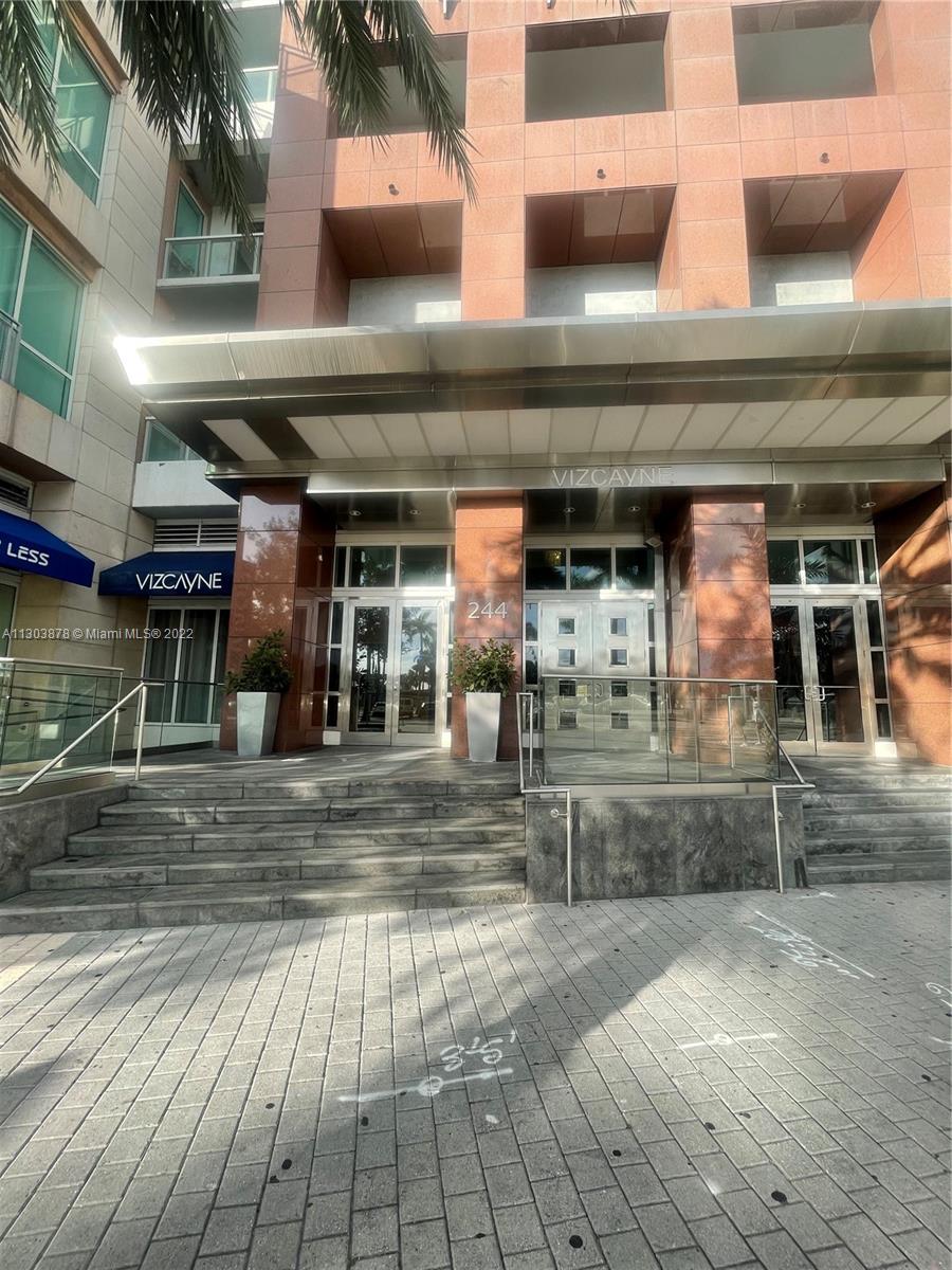 244 Biscayne Blvd #1910