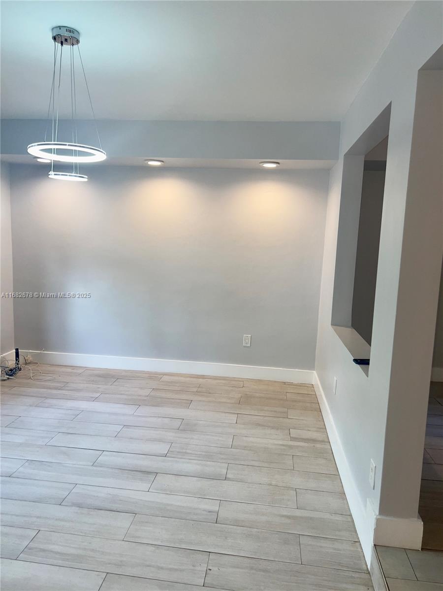 6520 SW 48th St,South Miami, FL 33155