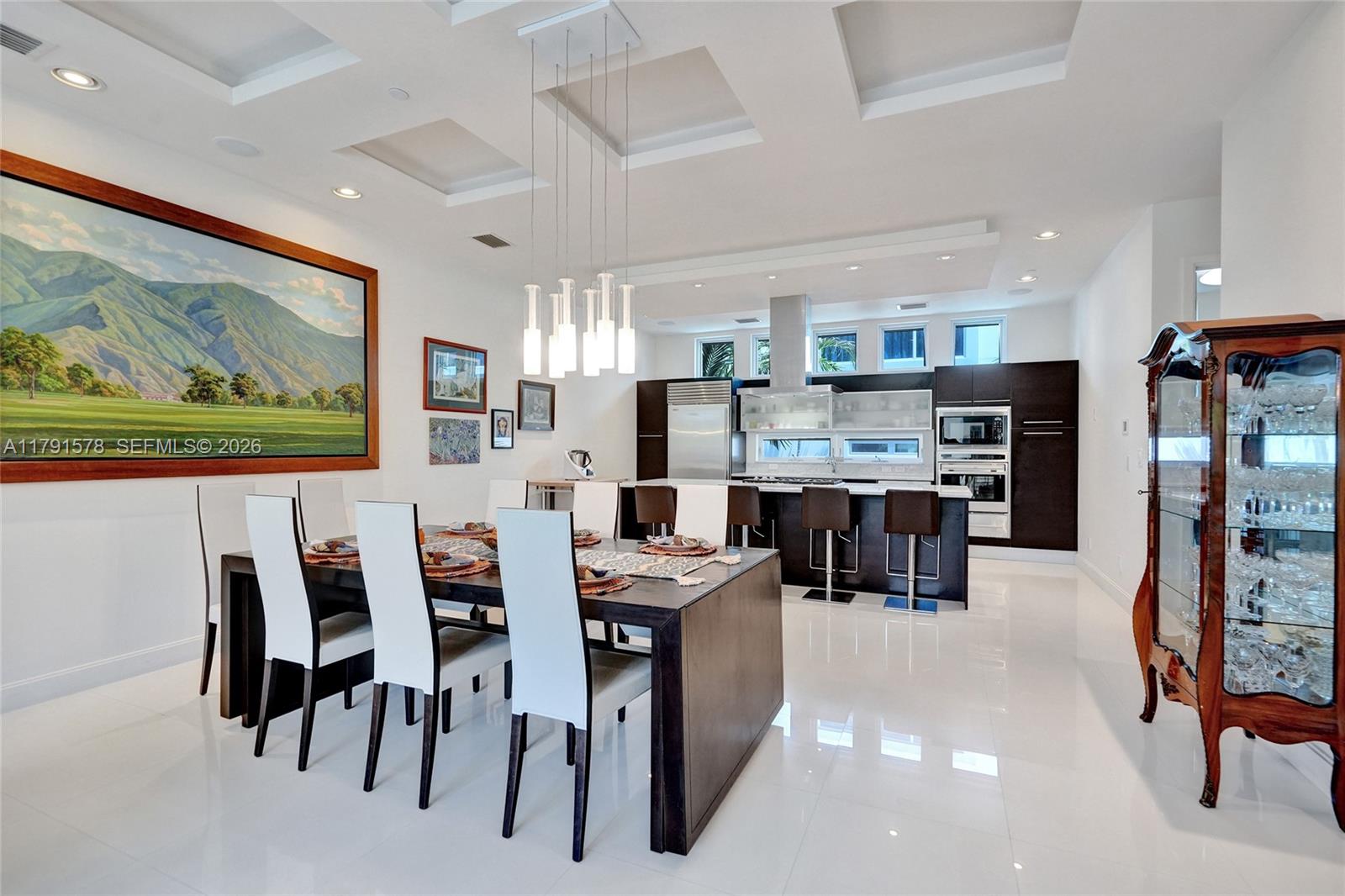 2725 NE 1st St Pompano Beach, FL 33062