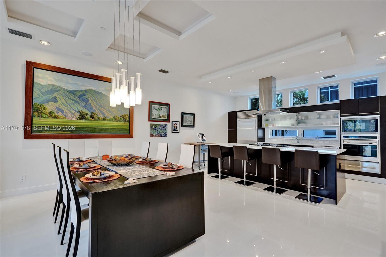 2725 NE 1st St Pompano Beach, FL 33062