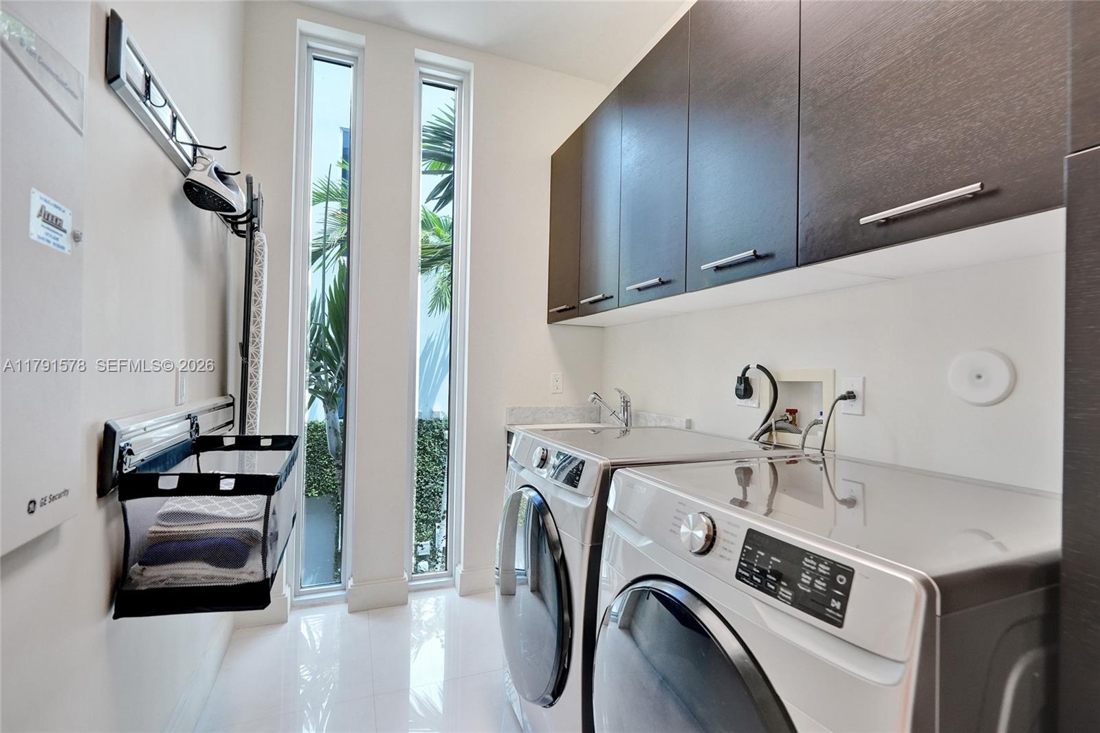 2725 NE 1st St Pompano Beach, FL 33062