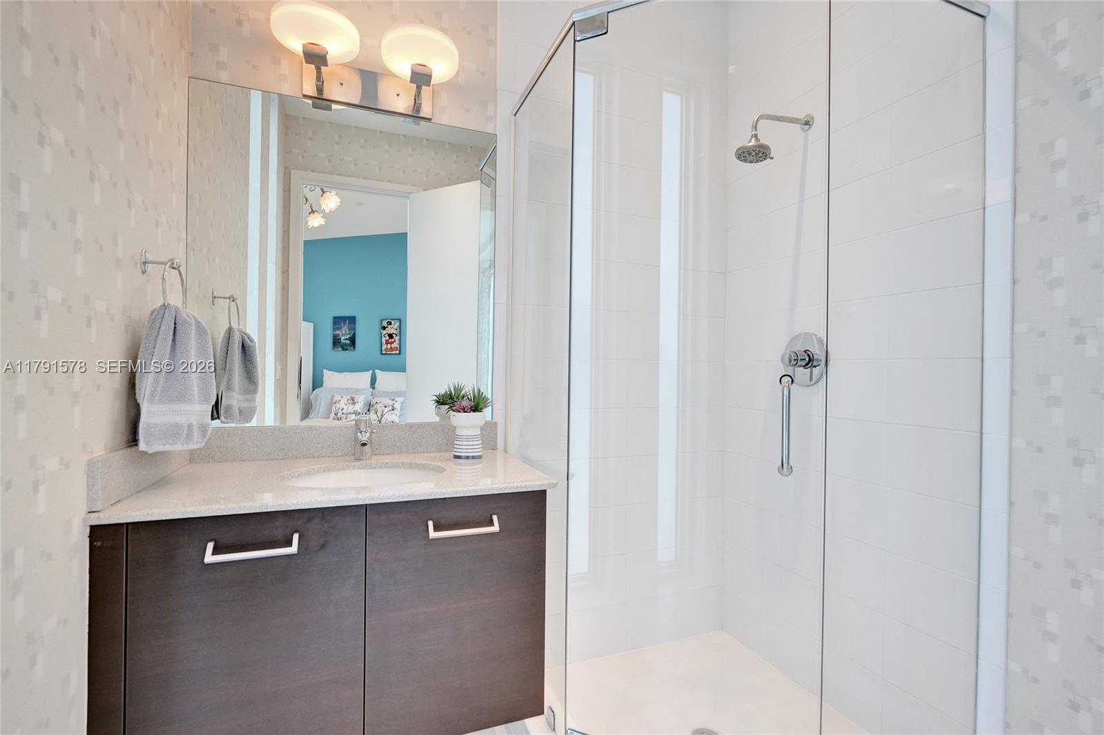 2725 NE 1st St Pompano Beach, FL 33062