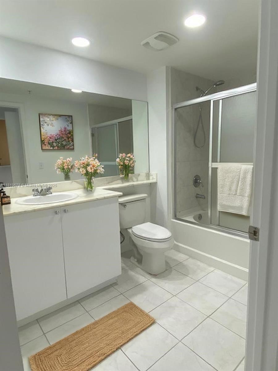 image Venture At Aventura West3