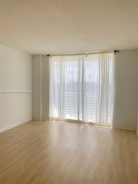 image Venture At Aventura West8