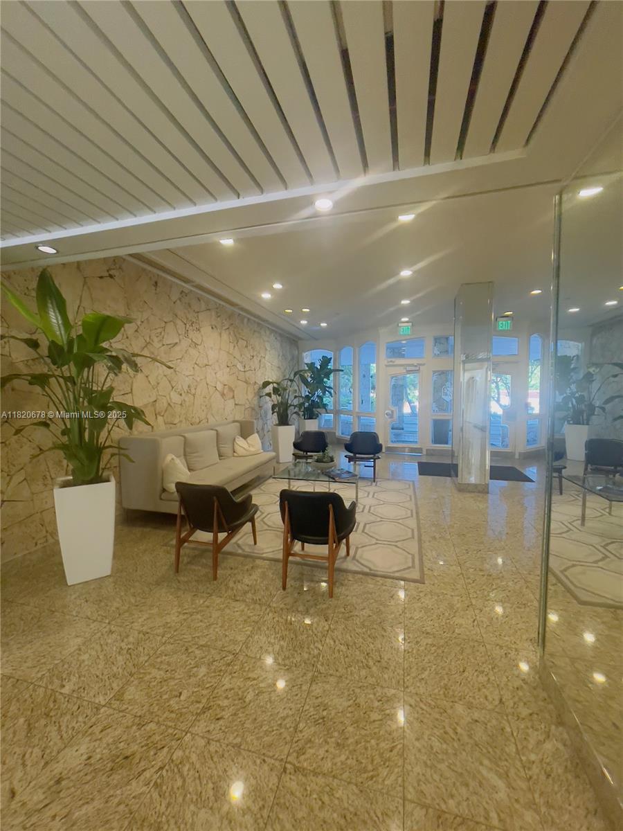 780 NE 69th St #1507 Miami, FL 33138