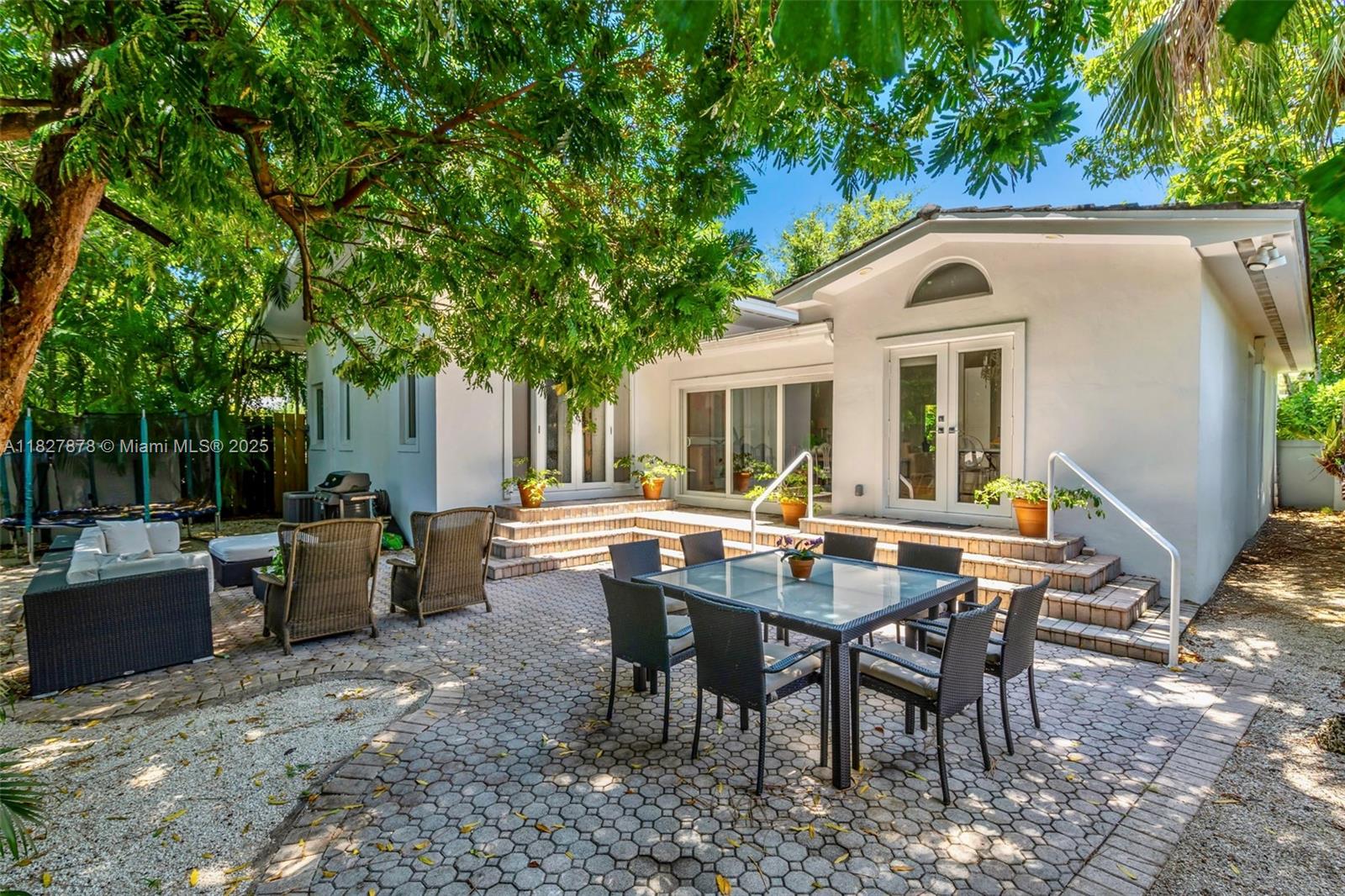 3865 Poinciana Ave Miami, FL 33133