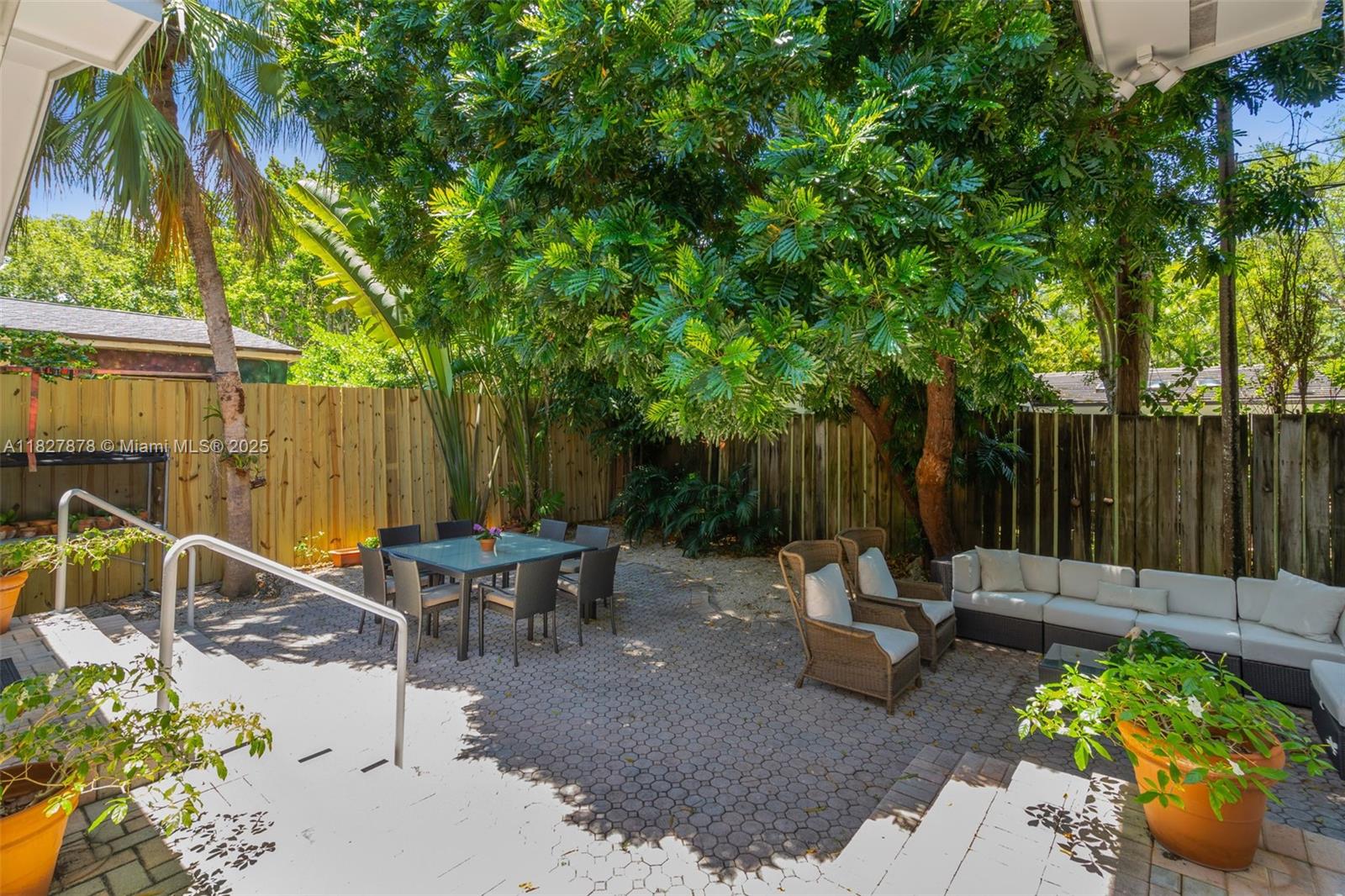 3865 Poinciana Ave Miami, FL 33133