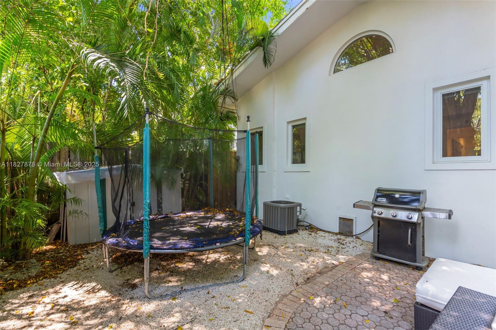 3865 Poinciana Ave Miami, FL 33133