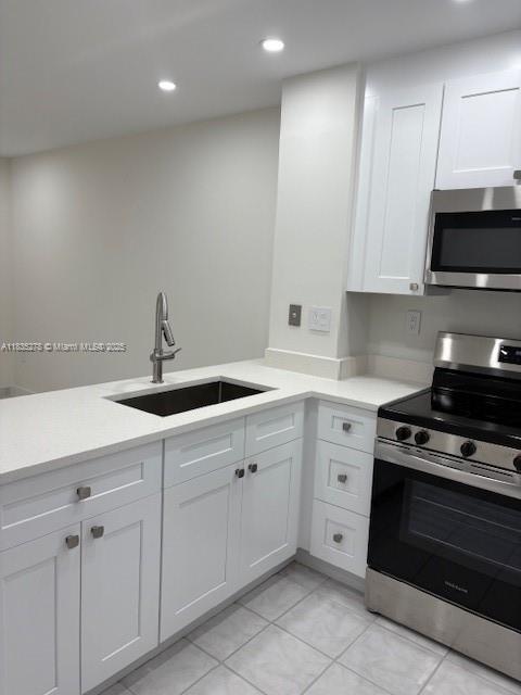 2154 W 60th St #12215