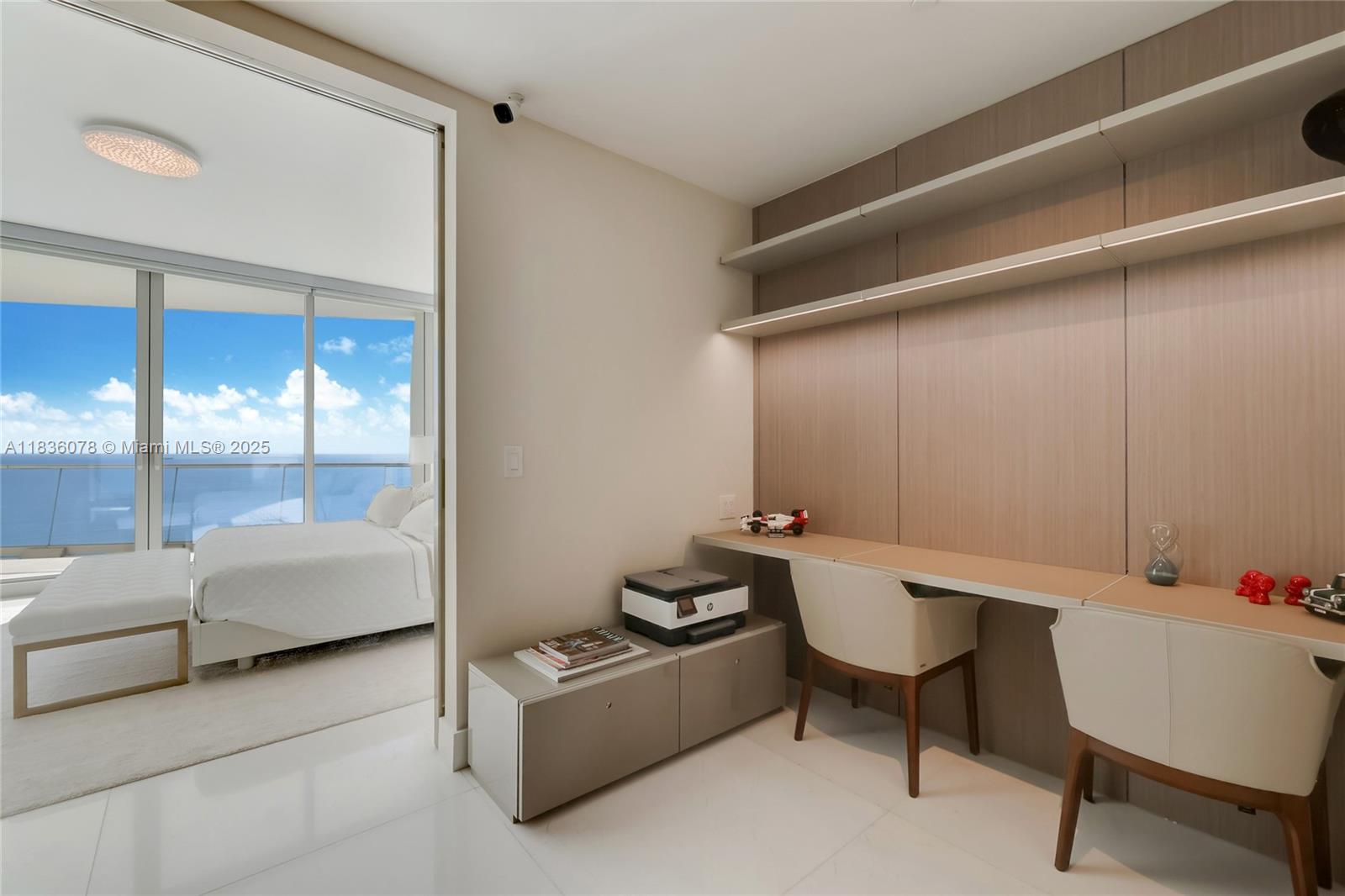 image Jade Signature18