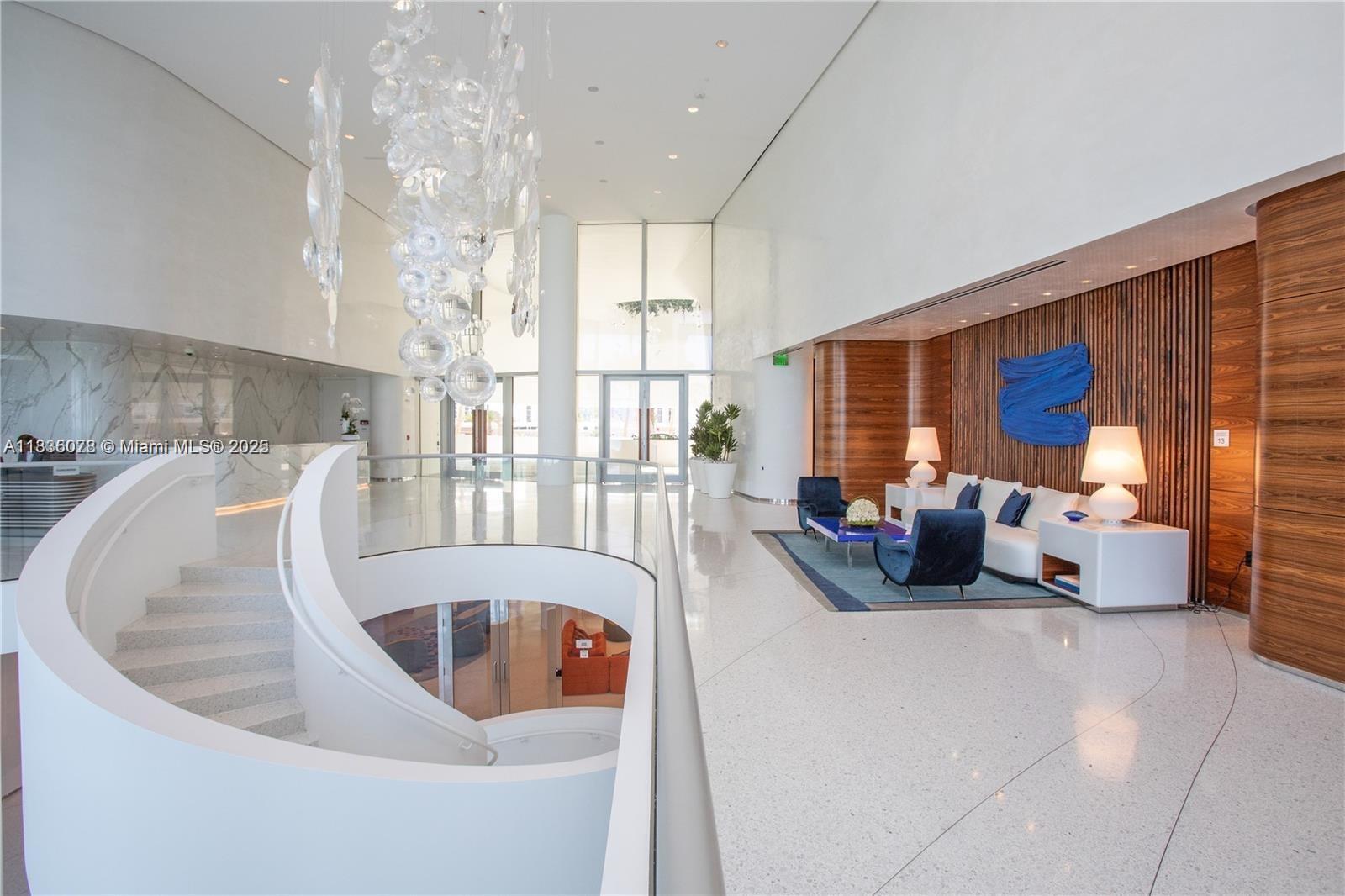 image Jade Signature30