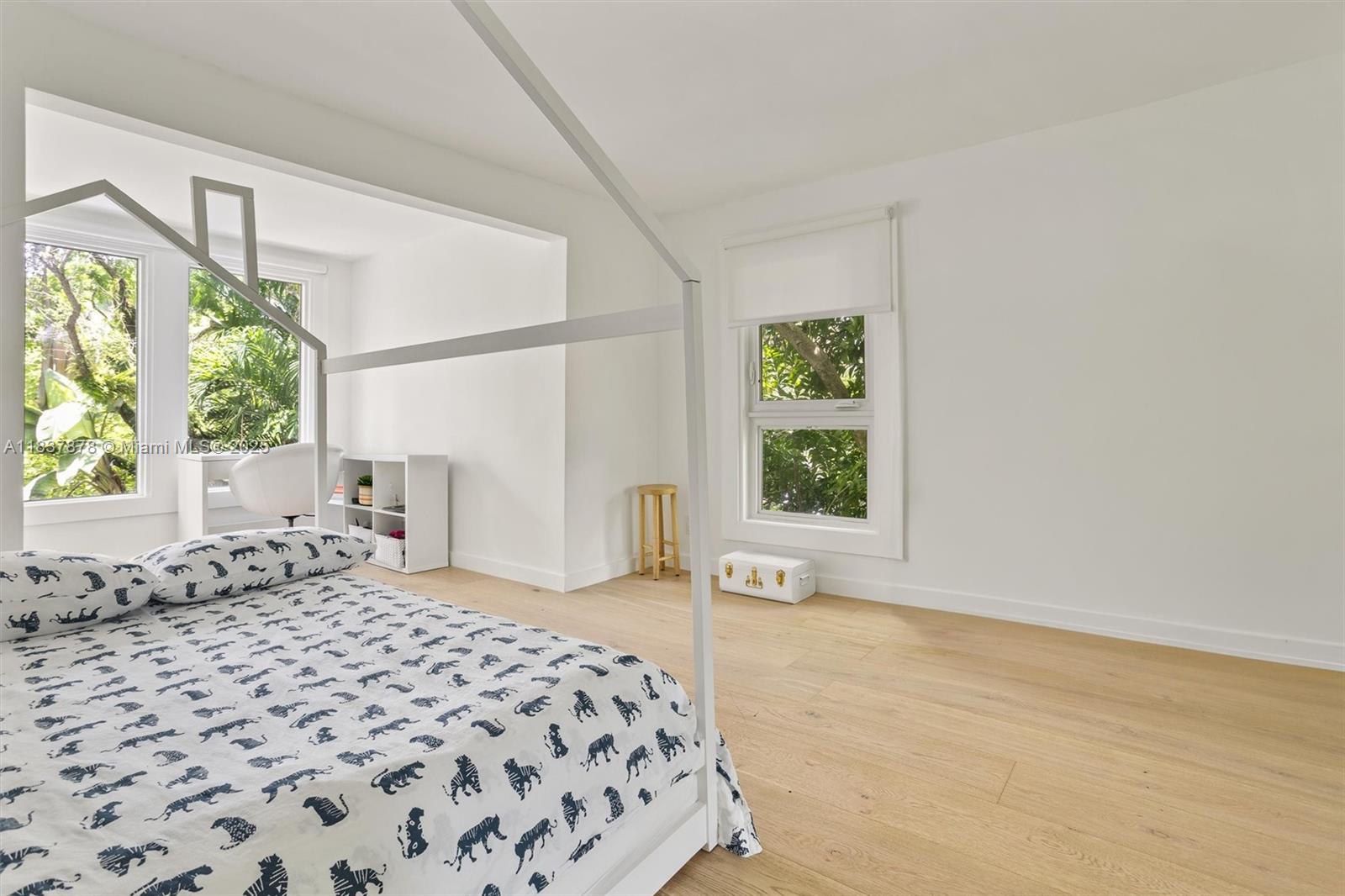 4286 S Douglas Rd Miami, FL 33133