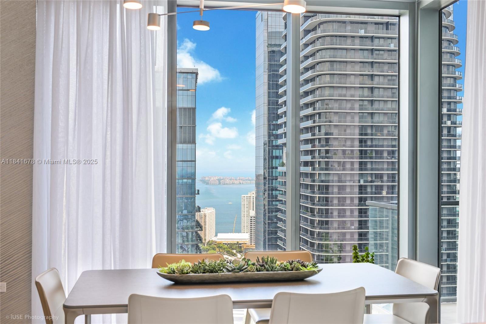 image Rise Brickell City Centr14