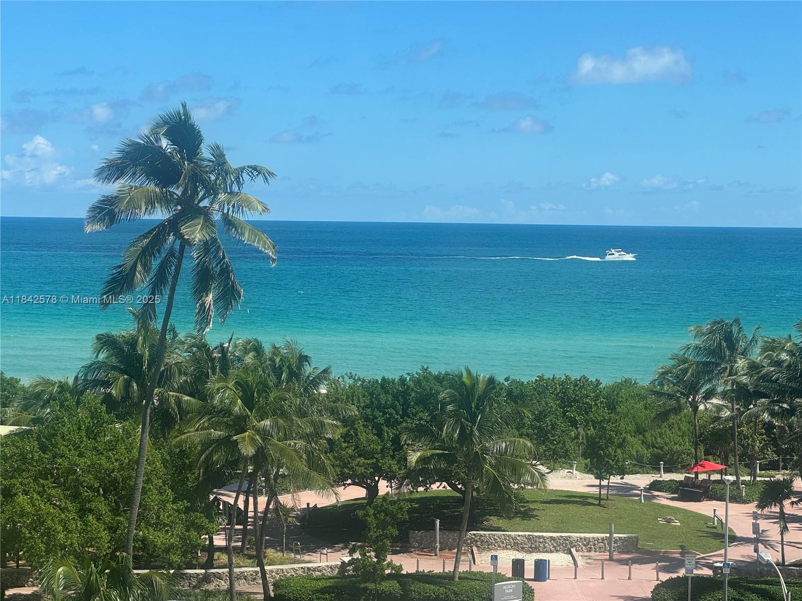 6450 Collins Ave #606