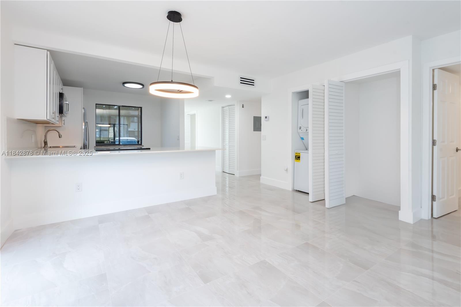 16461 Blatt Blvd #104 Weston, FL 33326