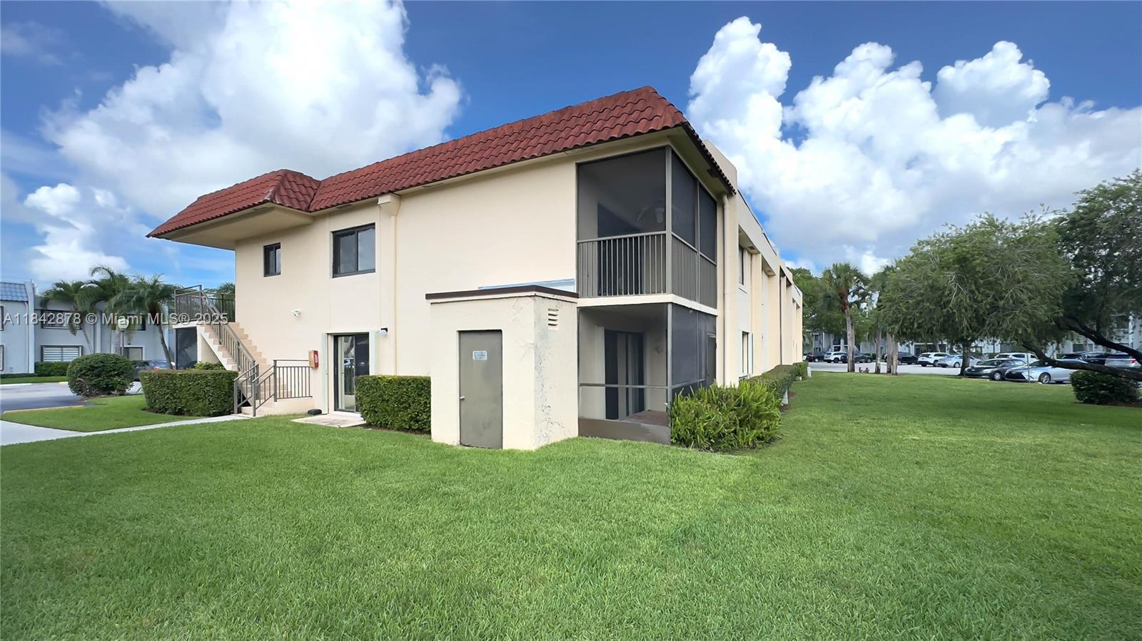16461 Blatt Blvd #104 Weston, FL 33326