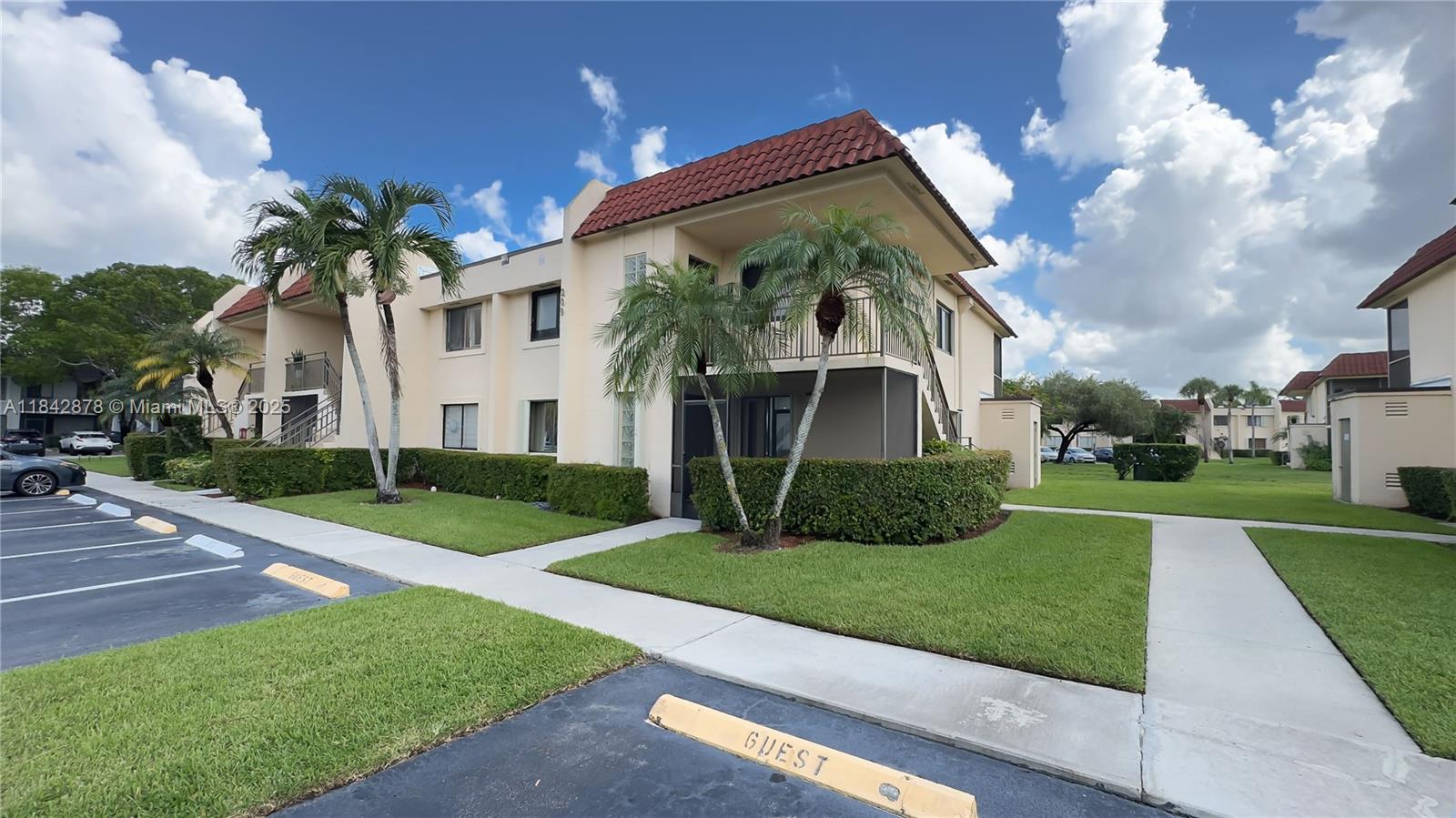 16461 Blatt Blvd #104 Weston, FL 33326