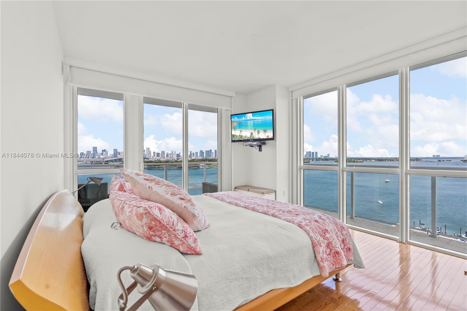 image The Bentley Bay23