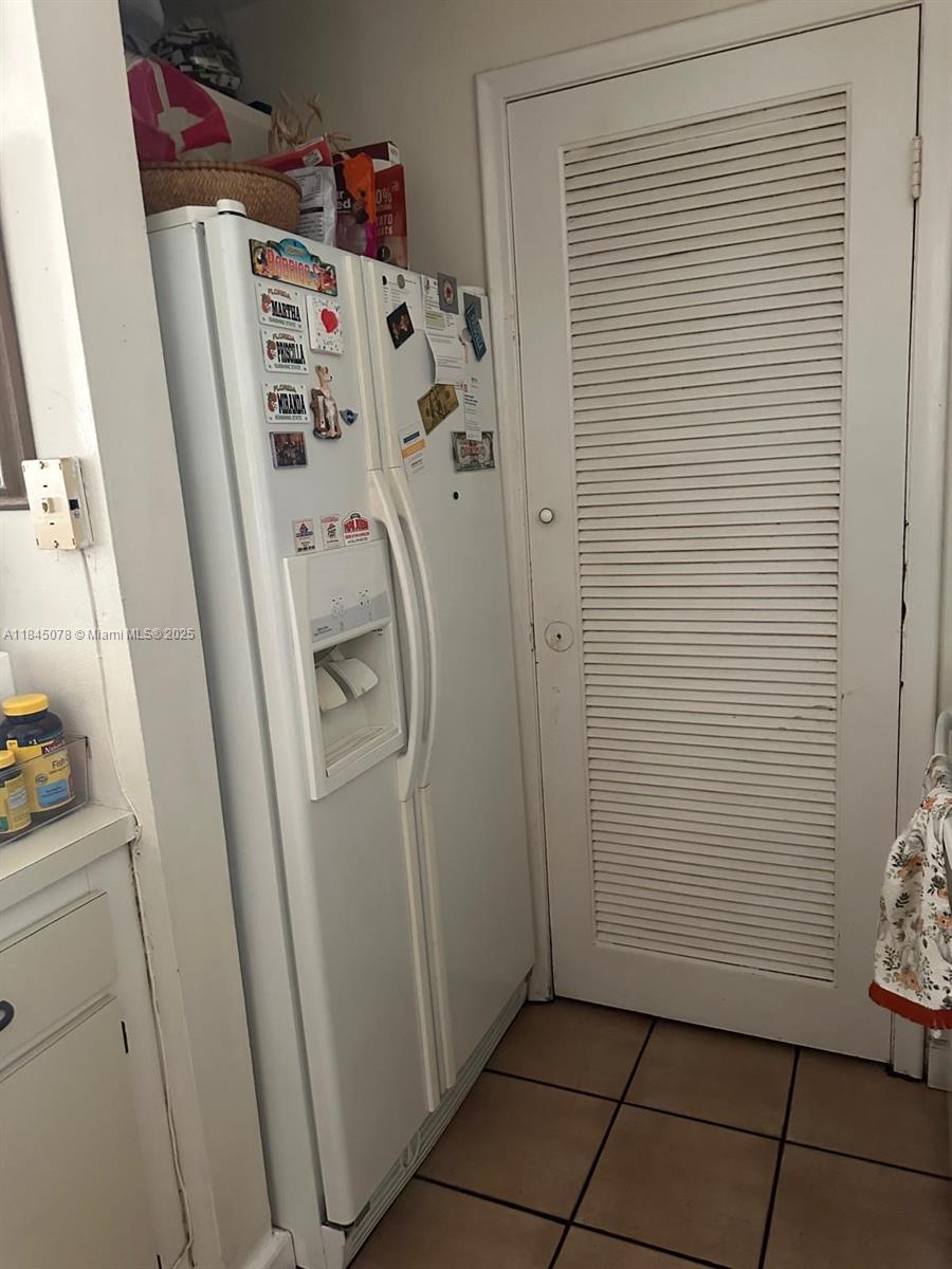 309 S Royal Poinciana Blvd #302